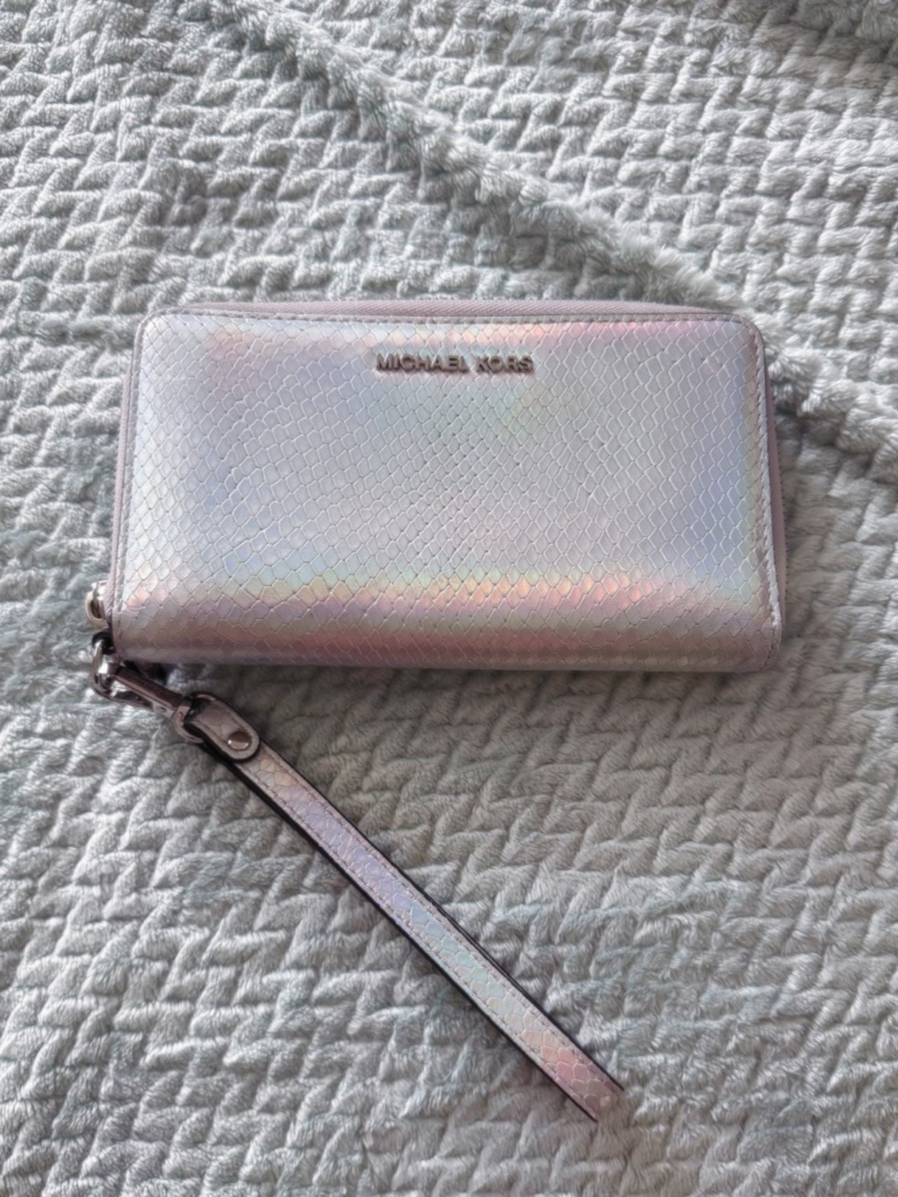 Michael Kors Iridescent Pearl Silver Zip Wristlet